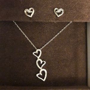 Diamond Heart Necklace 1/10 Ct Tw Round-Cut